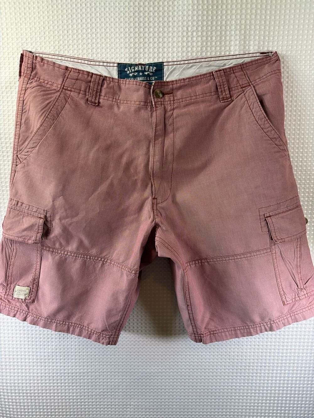 Signature by Levi Strauss & Co. Cargo Shorts Size 38